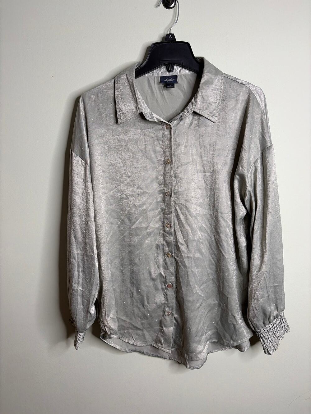 Daytrip Gray Shiny Embellished Button Up Blouse Small